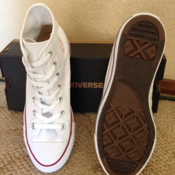 Brand new All star Converse - Picture 3 of 3